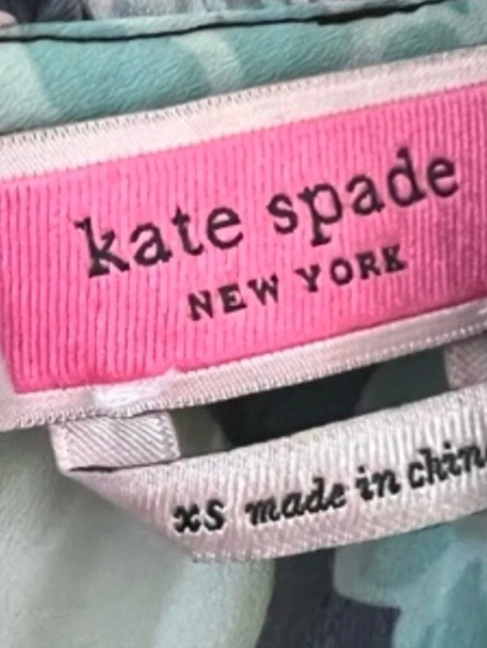 New Kate Spade Dahlia Bloom Top. Size XS